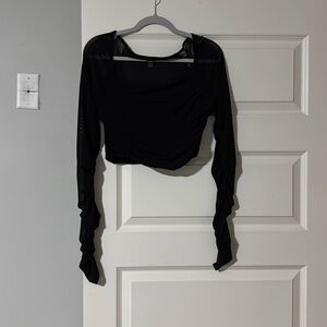 Long sleeve crop top